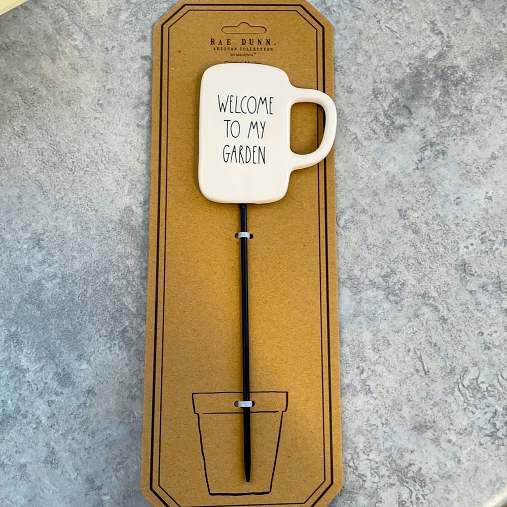 Rae Dunn garden spike